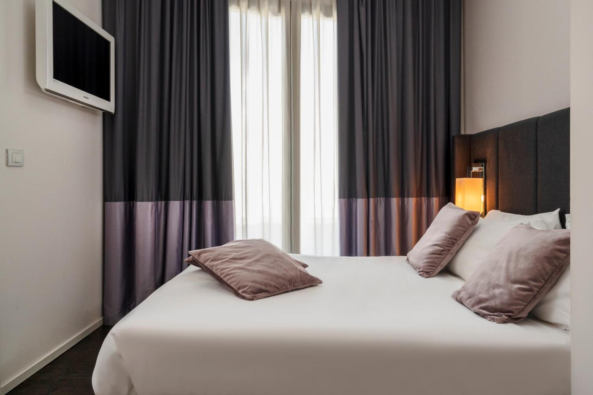 Hotel Ines Cattolica